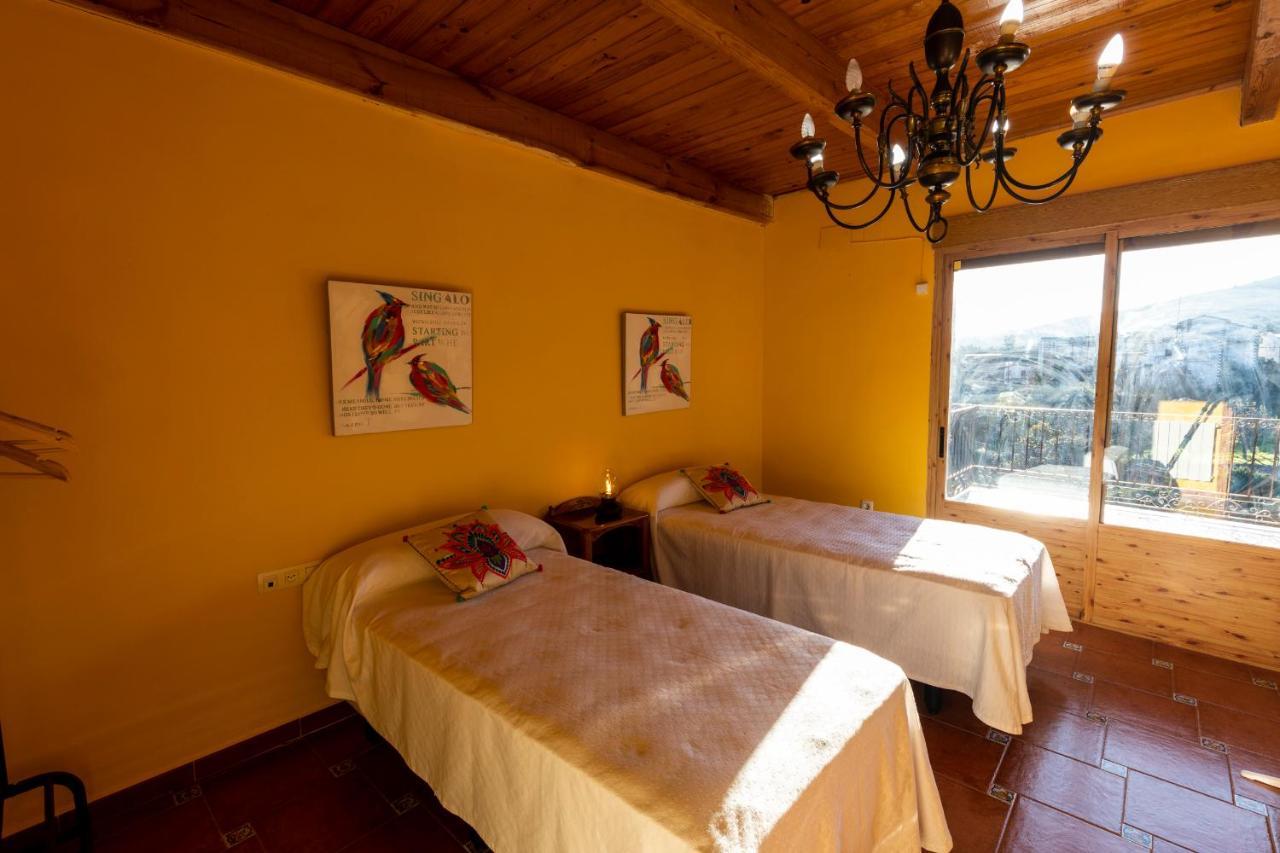 Casa Rural El Abeto Torre de Don Miguel Eksteriør billede